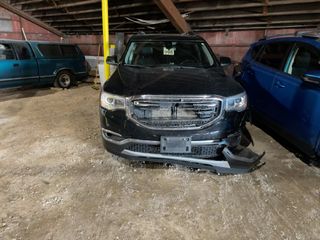 2018 GMC Acadia SLT - Exterior Front Center Image